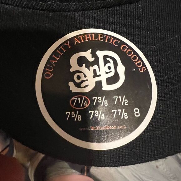 Stall&Dean Truckers Fitted Hat - Picture 4 of 7